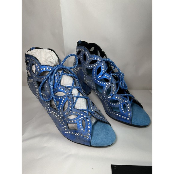Joan Boyce Women's Denim Style Blue Cut Out Rhinestone Open Toe Heels Size‎ 6 - Picture 2 of 8